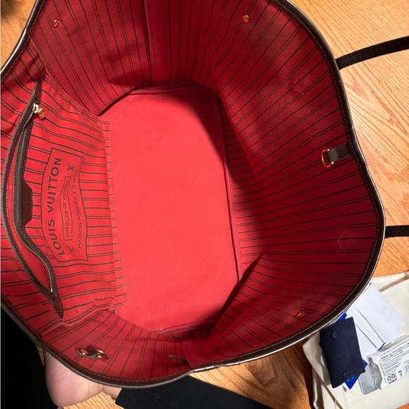 Louis Vuitton Neverfull GM - Picture 2 of 5